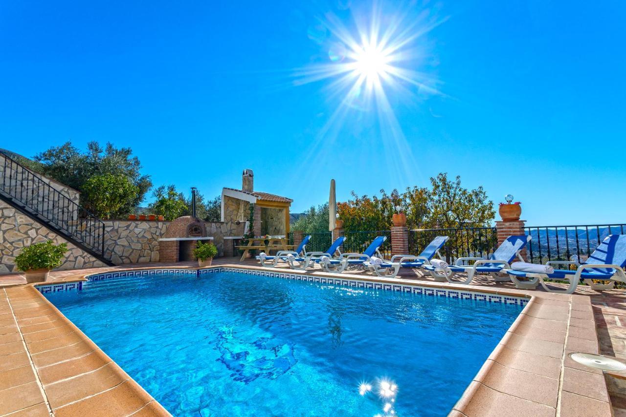 Casa Del Valle Con Piscina Privada Villa Alcaucín Exterior foto
